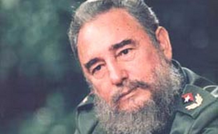Фидель Кастро считает "небывалой провокацией" крушение лайнера под Донецком