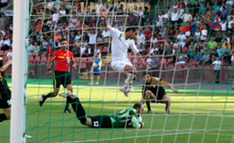 Туркмения впервые за 20 лет смотрит футбольный ЧЕ в прямом эфире