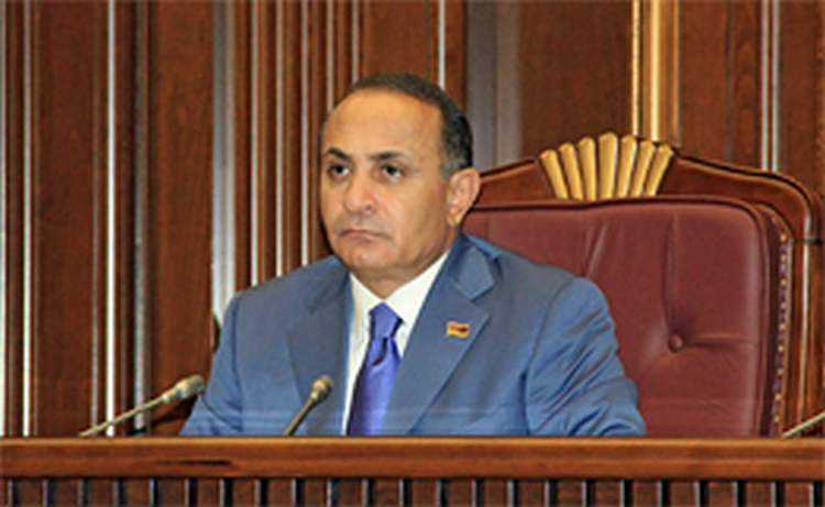 Спикер армянского парламента готов попросить у Осканяна прощения в случае его невиновности