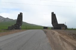 Եթե Իրանի վրա Իսրայելի հարվածները շարունակվեն և վերաճեն լիարժեք պատերազմի, ապա Իրանին ճնշելու մյուս ամենահավանական կետը լինելու է Սյունիքը․ թուրքագետ