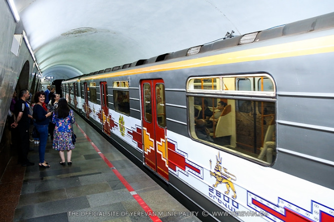 Столичный градоначальник представил ситуацию с открытием новых станций метро