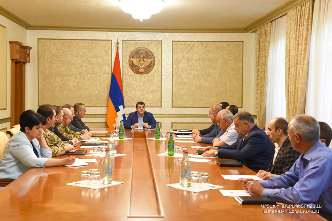 Президент Арутюнян созвал заседание Совбеза, обсуждена военно-политическая ситуация вокруг Арцаха