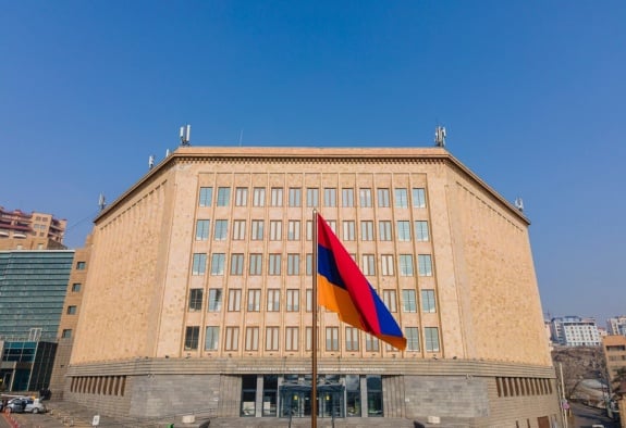 Հայաստանի ամերիկյան համալսարանն անցել է առցանց ուսուցման «Իրանի կողմից հնչեցված սպառնալիքների պատճառով»