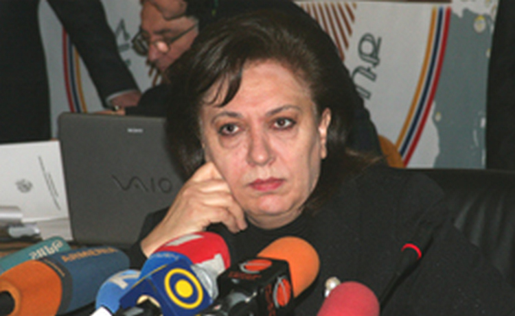Премии за вклад в сохранение армянской самобытности в 2011 году вручены в Ереване Премии за вклад в сохранение армянской самобытности в 2011 году вручены в Ереване