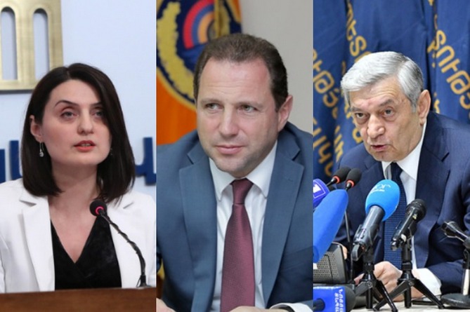 Тоноян освобожден от должности главы Минобороны Армении, уволены еще два министра. Назначены преемники