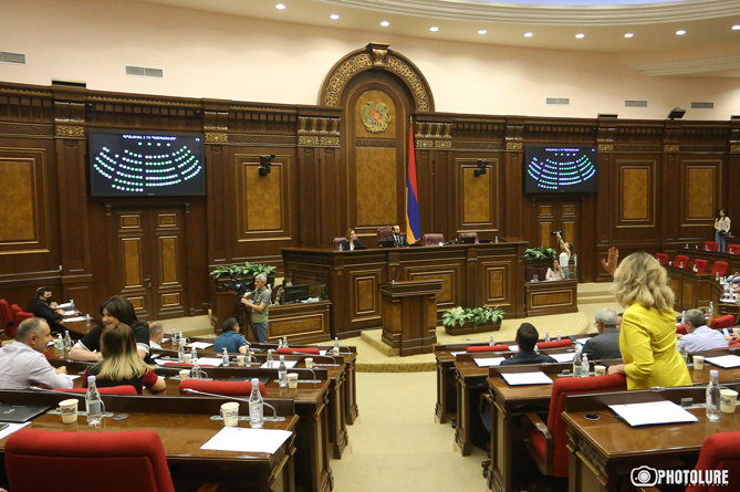 НС Армении одобрило укрупнение более 400 общин. Оппозиция выборы проигнорировала НС Армении одобрило укрупнение более 400 общин. Оппозиция выборы проигнорировала