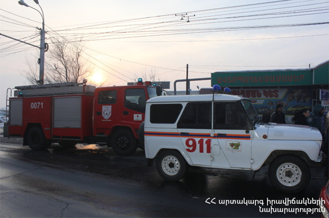 Еще один ТЦ в Ереване проверяют из-за сигнала о бомбе: это третий случай за 2 часа - МЧС Еще один ТЦ в Ереване проверяют из-за сигнала о бомбе: это третий случай за 2 часа - МЧС