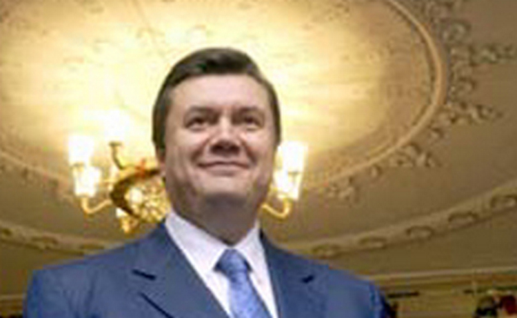 Киев постарается сдвинуть с мертвой точки вопросы урегулирования конфликта – Янукович