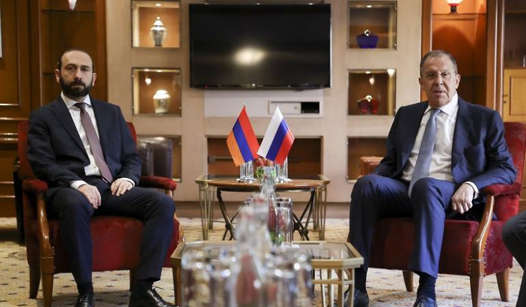 МИД Армении представил новые подробности беседы Мирзояна и Лаврова (ВИДЕО)