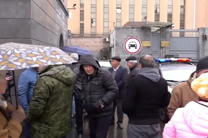 ՌԴ դեսպանատան մոտ ակցիա է կազմակերպվել` ի աջակցություն Ռուսաստանի ՌԴ դեսպանատան մոտ ակցիա է կազմակերպվել` ի աջակցություն Ռուսաստանի