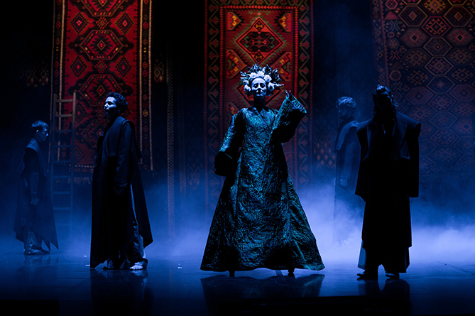 Танцевальная постановка «Цвет граната» открыла цикл мероприятий во Франции к 100-летию Параджанова (ФОТО)