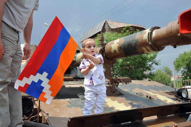 Будущее Арцаха должно продолжать создаваться как история побед, мира и добрососедства – президент Армении