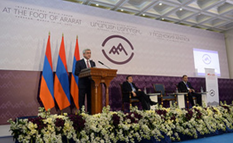 Тесное сотрудничество с Россией является основой безопасности Армении - Саргсян