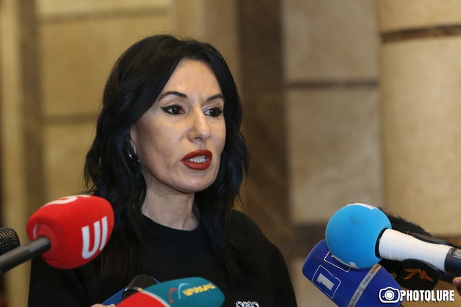 Նաիրա Զոհրաբյանը հանդես կգա մանկապիղծների քիմիական ստերջացման նախաձեռնությամբ (ՎԻԴԵՈ) Նաիրա Զոհրաբյանը հանդես կգա մանկապիղծների քիմիական ստերջացման նախաձեռնությամբ (ՎԻԴԵՈ)