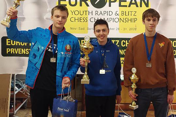 Эмин Оганян стал чемпионом Европы по быстрым шахматам в категории до 16 лет