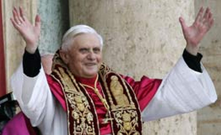 Бенедикт XVI намерен посетить Ливан в сентябре несмотря на предостережения - кардинал
