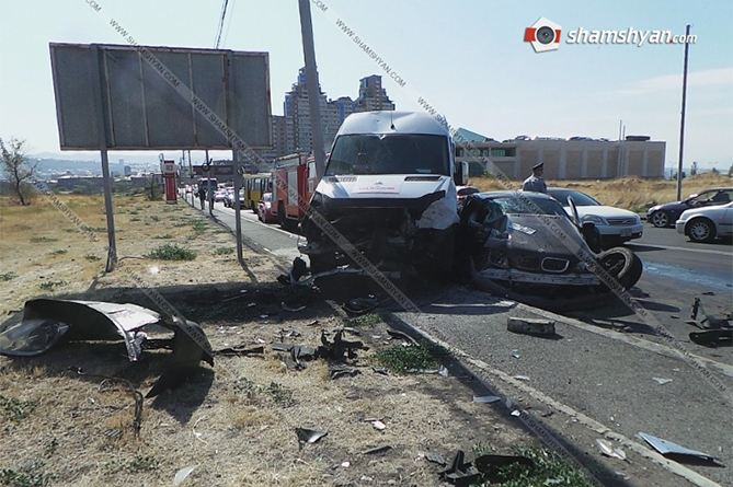 Крупная авария произошла близ одного из торговых центров Еревана, среди пострадавших – дети (ФОТО)