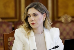 Министр юстиции Армении призывает не увязывать конституционные изменения с внешней угрозой 