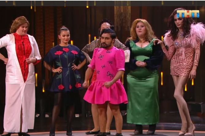 Актер Ованнес Азоян блеснул на Comedy Woman и составил конкуренцию Наталье Еприкян (ВИДЕО) Актер Ованнес Азоян блеснул на Comedy Woman и составил конкуренцию Наталье Еприкян (ВИДЕО)
