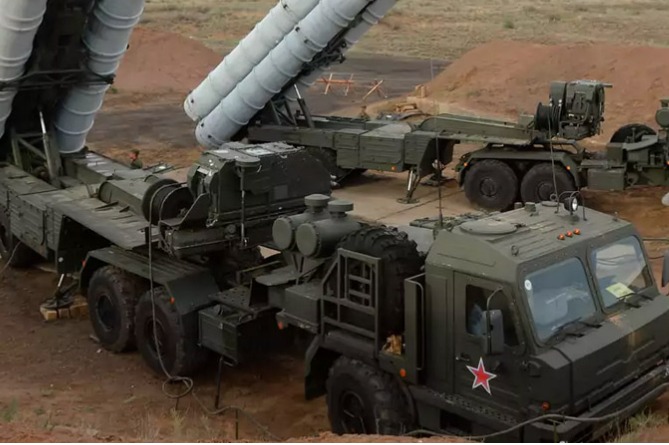 Россия в 2020 году поставила за рубеж оружия на $13 млрд. Россия в 2020 году поставила за рубеж оружия на $13 млрд.