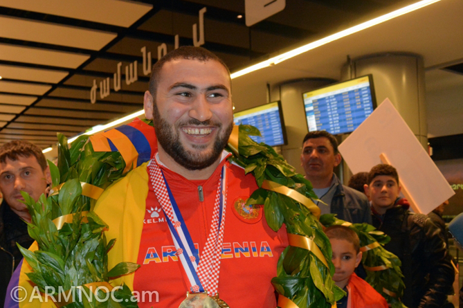 Симон Мартиросян "взял серебро" в рейтинге лучших штангистов мира - IWF