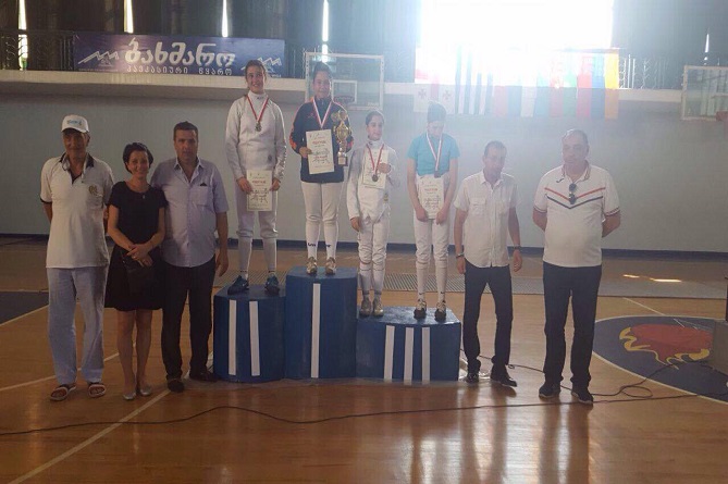 Армянская фехтовальщица завоевала золото на международном турнире