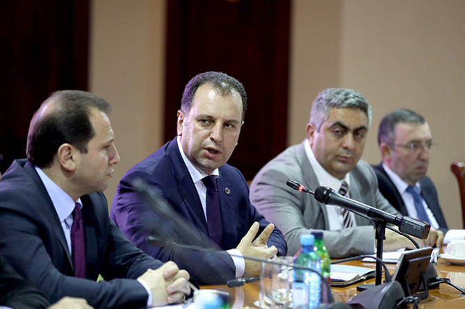 ՀՀ պաշտպանության նախարարը առաջիկայում կհամալրի ՀՀԿ-ի շարքերը ՀՀ պաշտպանության նախարարը առաջիկայում կհամալրի ՀՀԿ-ի շարքերը