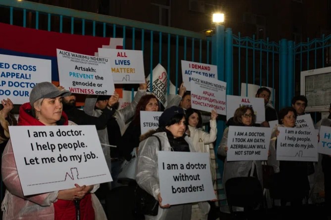 Врачи Армении потребовали разблокировки Лачинского коридора, чтобы избежать гуманитарной катастрофы в регионе (ФОТО) 