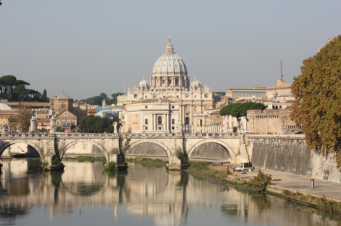 Викарий госсекретаря Ватикана посетит Армению с официальным визитом 