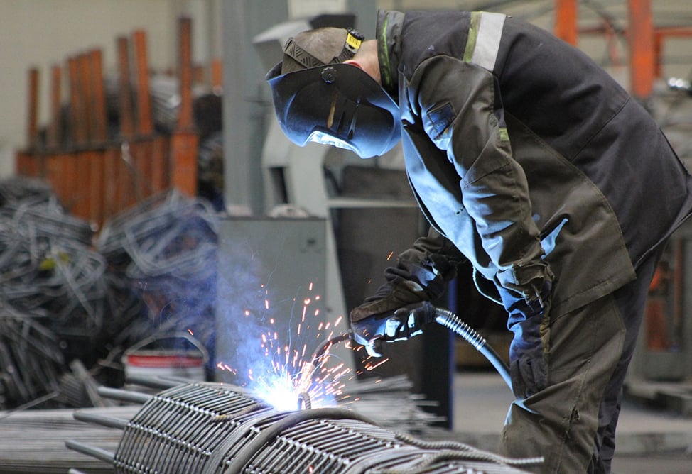 Экономическая активность в Армении в феврале замедлилась, но рост оставался стабильным за счет двух сфер – ВБ