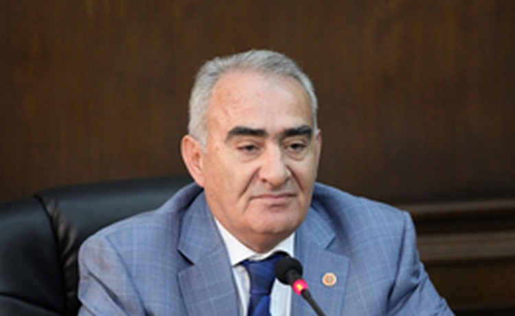 Правящая Республиканская партия Армении предложила на должность спикера парламента кандидатуру зампреда партии Галуста Саакяна
