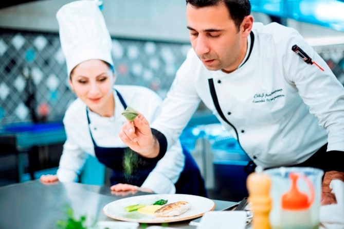 Մոլեկուլյար խոհանոց. արվեստ, գիտություն և ստեղծարարություն  