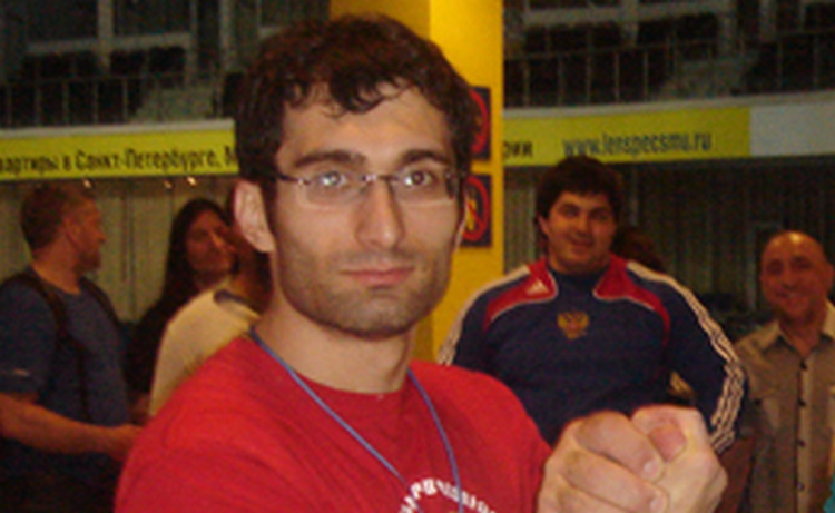 Հայ մարզիկը դարձել է արմրեսթլինգի Nemiroff World Cup 2010-ի գավաթակիր Հայ մարզիկը դարձել է արմրեսթլինգի Nemiroff World Cup 2010-ի գավաթակիր