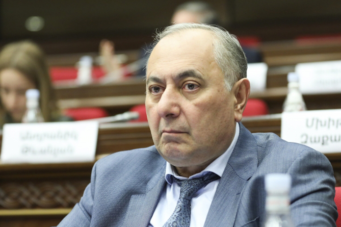 Генпрокурор Армении ходатайствует о возбуждении дела против депутата Армена Чарчяна из-за неправильного диагноза "доставщику еды" Генпрокурор Армении ходатайствует о возбуждении дела против депутата Армена Чарчяна из-за неправильного диагноза "доставщику еды"