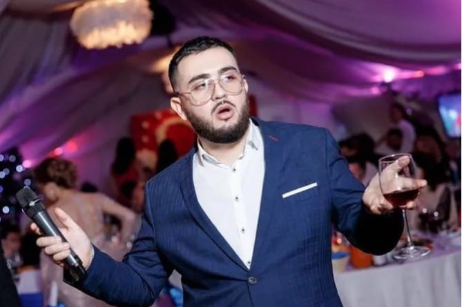 31-летний юморист Амиран Геворкян скончался после драки на фестивале КВН в Сочи