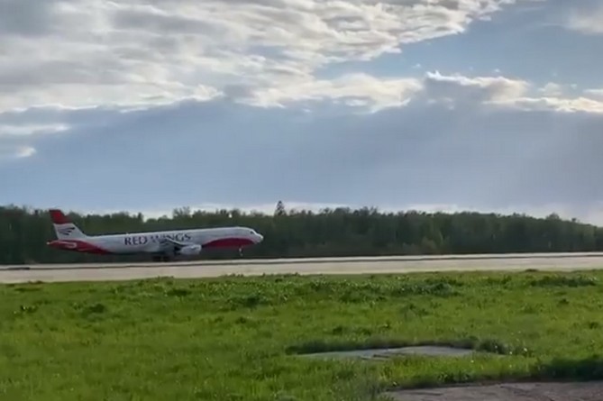Из Москвы в Ереван вылетел самолет с 229 гражданами Армении на борту (ВИДЕО) 