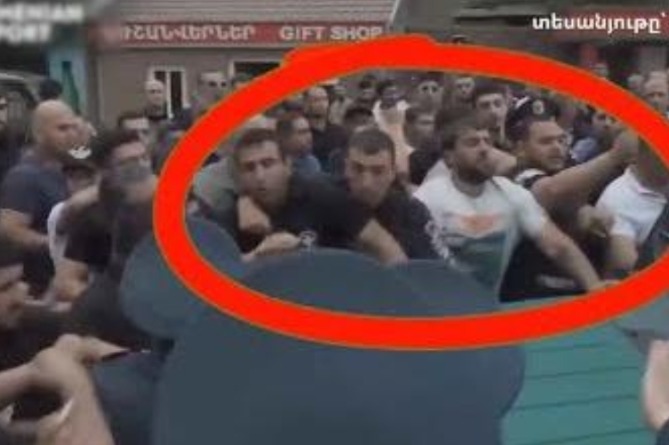 В Армении арестованы трое из четырех обвиняемых в хулиганстве во время акции неповиновения близ Ноемберяна (ВИДЕО)