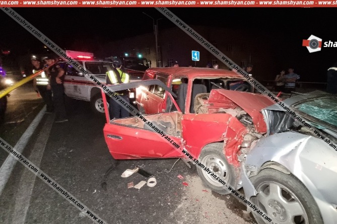Водитель погиб на месте, пятеро пострадали в крупной аварии в центре Еревана Водитель погиб на месте, пятеро пострадали в крупной аварии в центре Еревана