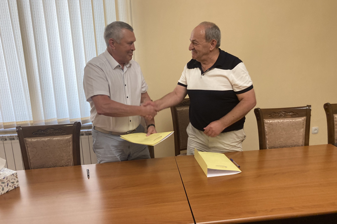 «ԳեոՊրոՄայնինգ»-ը ֆինանսական աջակցություն է տրամադրել Արարատ քաղաքի մշակույթի տան վերակառուցմանը «ԳեոՊրոՄայնինգ»-ը ֆինանսական աջակցություն է տրամադրել Արարատ քաղաքի մշակույթի տան վերակառուցմանը