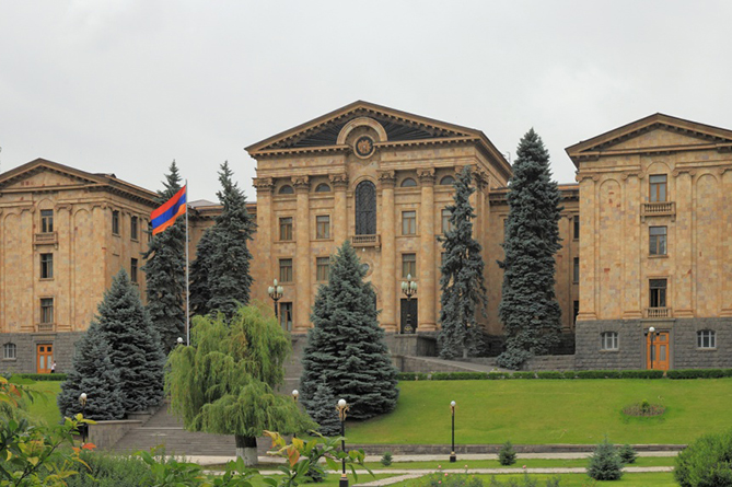 Парламент Армении принял в первом чтении проект нового Избирательного кодекса