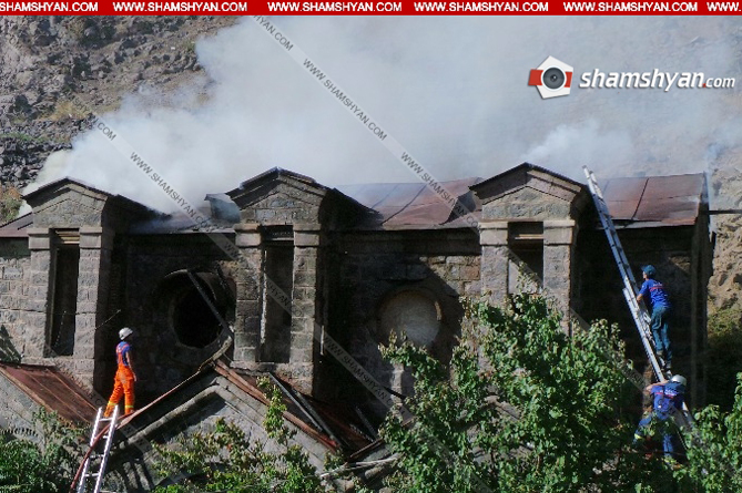 Порядка 150 кв. м строения высоковольтной подстанции сгорело в Ереване 