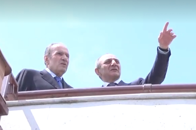 Տեր–Պետրոսյանը մատնանշել է Հայաստանի և ԼՂՀ–ի իշխանությունների վճռականությունն ու հաստատակամությունը (ՏԵՍԱՆՅՈւԹ)