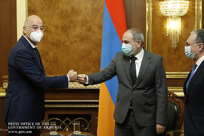 Греция выступает за прекращение боевых действий в Карабахе и осуждает иностранное подстрекательство – глава МИД (ВИДЕО)