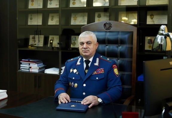 Արամ Հովհաննիսյանն ազատվել է ոստիկանապետի և ՆԳ նախարարի տեղակալի պաշտոնից