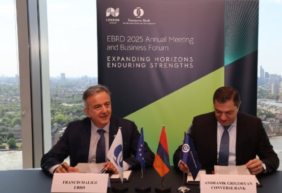 Կոնվերս Բանկը և ՎԶԵԲ-ը ստորագրել են երկու վարկային համաձայնագիր՝ 8 մլն ԱՄՆ դոլարի չափով՝ ուղղված ՓՄՁ-ների և «կանաչ» նախագծերի աջակցությանը
