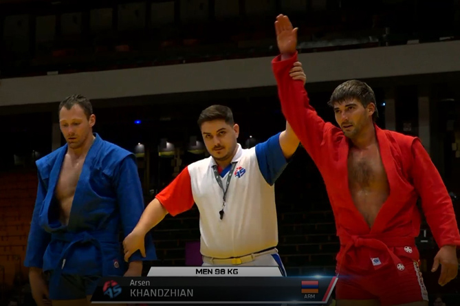 Армянский самбист Арсен Ханджян стал чемпионом Европы (ФОТО, ВИДЕО) Армянский самбист Арсен Ханджян стал чемпионом Европы (ФОТО, ВИДЕО)
