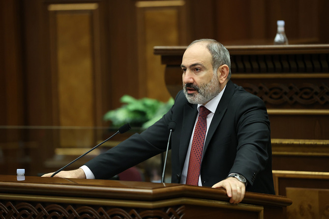 Փաշինյանի կուսակցությունն առանձին կմասնակցի ընտրություններին. Մակունց