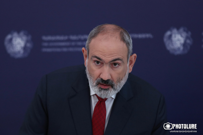    Армянский премьер уклонился от ответа на вопрос о конкретных действиях Армении для помощи Арцаху 