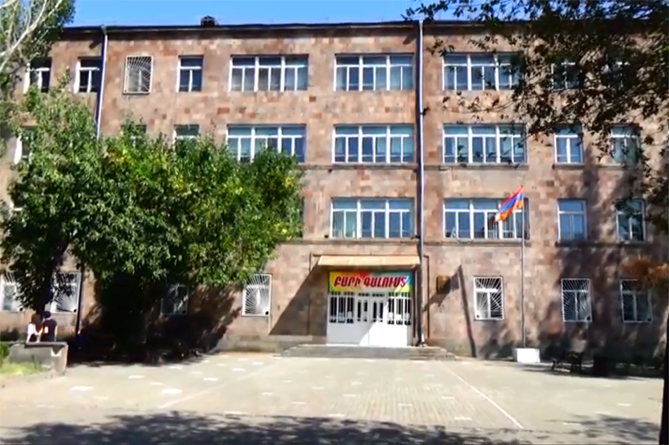 «Осторожно - дети»: в Армении готовятся к новому учебному году (ВИДЕО) «Осторожно - дети»: в Армении готовятся к новому учебному году (ВИДЕО)