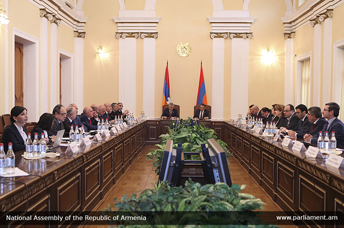 Կայացել է Հայաստանի և Արցախի միջխորհրդարանական հանձնաժողովի անդրանիկ նիստը սահմանադրական բարեփոխումներից հետո Կայացել է Հայաստանի և Արցախի միջխորհրդարանական հանձնաժողովի անդրանիկ նիստը սահմանադրական բարեփոխումներից հետո